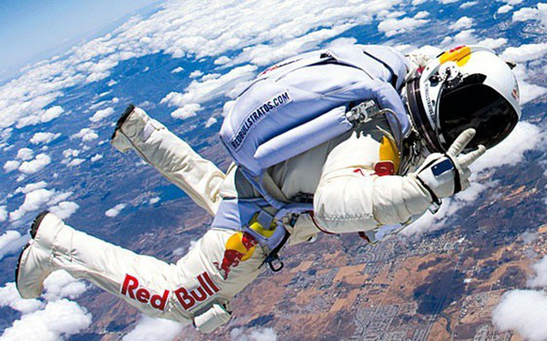 Cú nhảy thần tốc của Red Bull truyền cảm hứng cho nhiều khách hàng